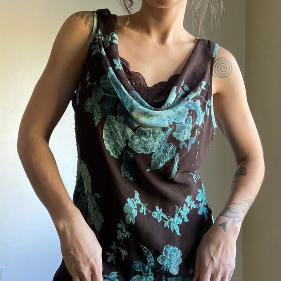 Y2K Beaded Asymmetrical Midi Dress - Picture 3 of 9
